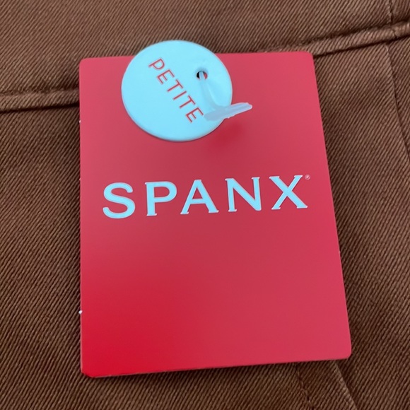 Spanx On-the-Go Ankle Slim Straight - Picture 3 of 7